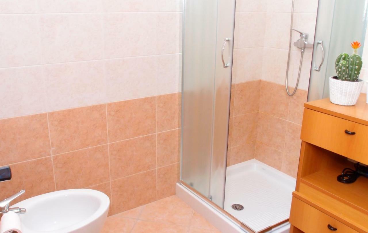 Giluma Home Лече Екстериор снимка